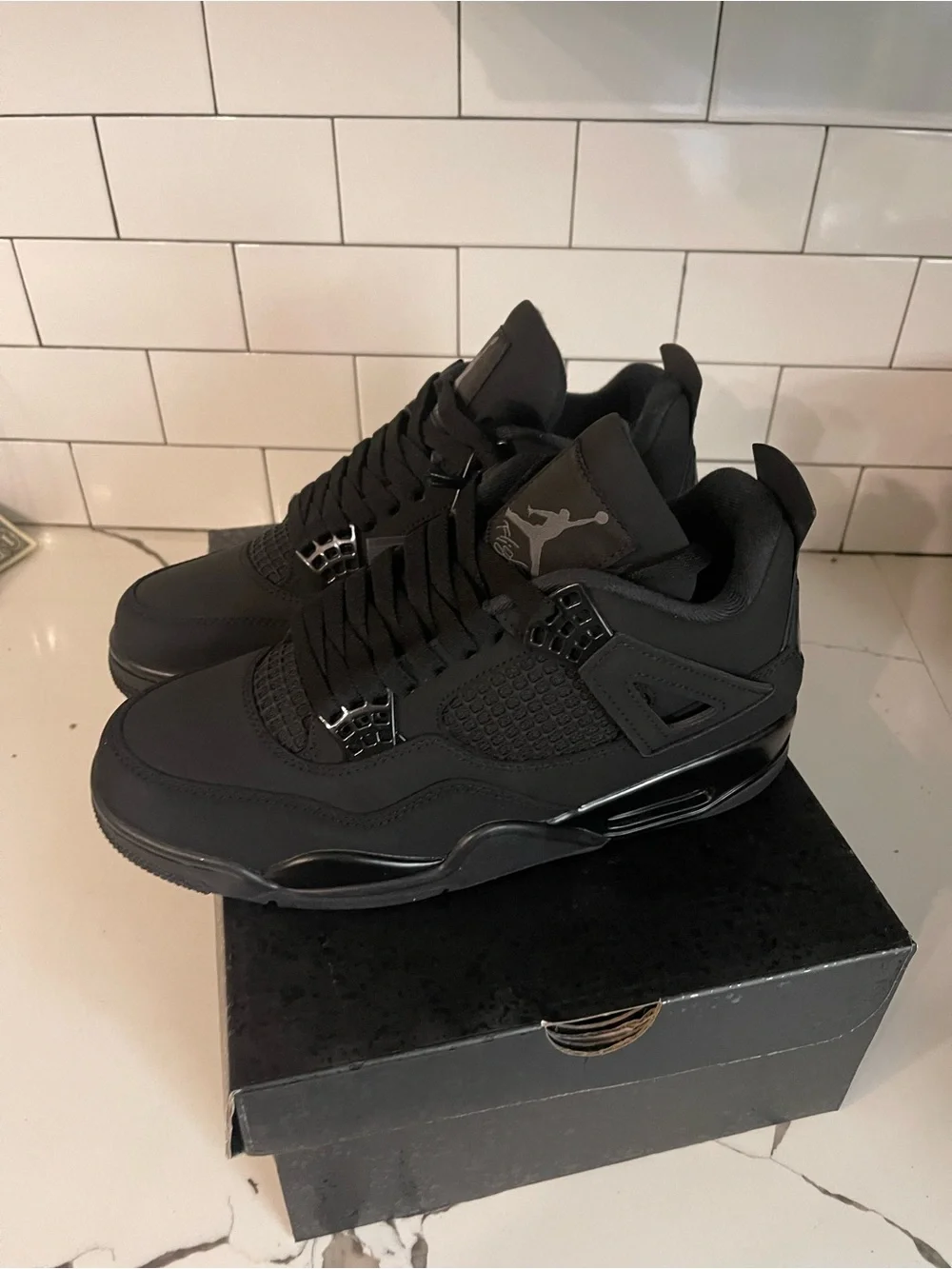 Mens Retro 4 Black Cat Size 8.
